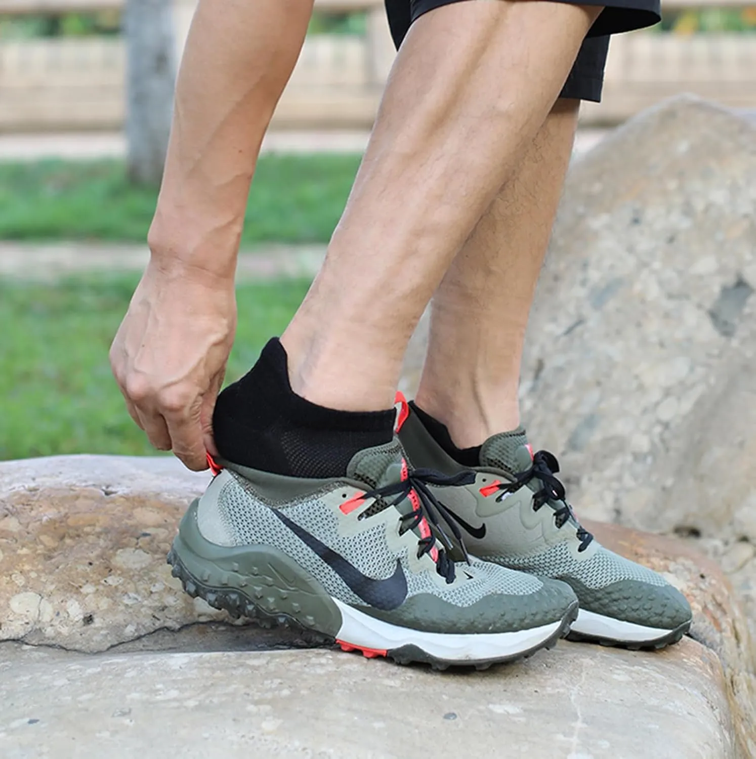 20 Pairs Athletic Ankle Socks for Women Breathable Low Cut Running Socks Cushioned Moisture Wicking for Sport Traveling
